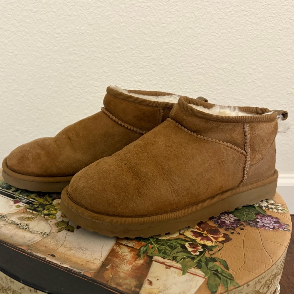 Brown Shearling Lined UGG mini Boots